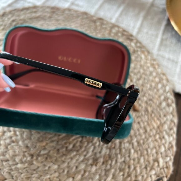 GUCCI Sunglasses – Gently Worn, Like New main image 4